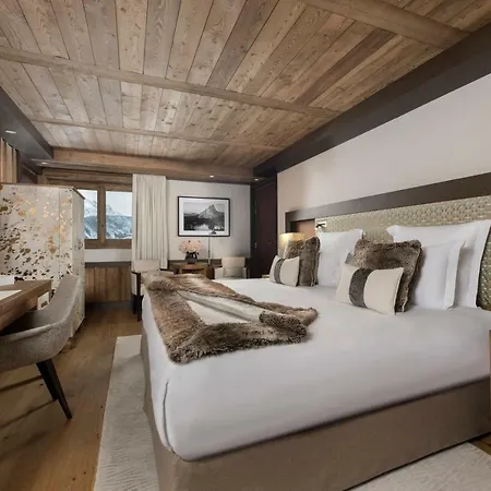 Hotel Barrière Les Neiges Courchevel