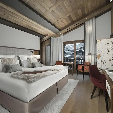 Barrière Les Neiges Hotel 5*
