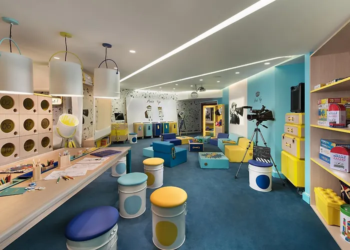 酒店 Fouquet's 谷雪维尔