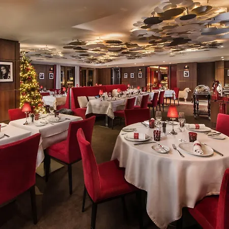 酒店 Fouquet's 谷雪维尔